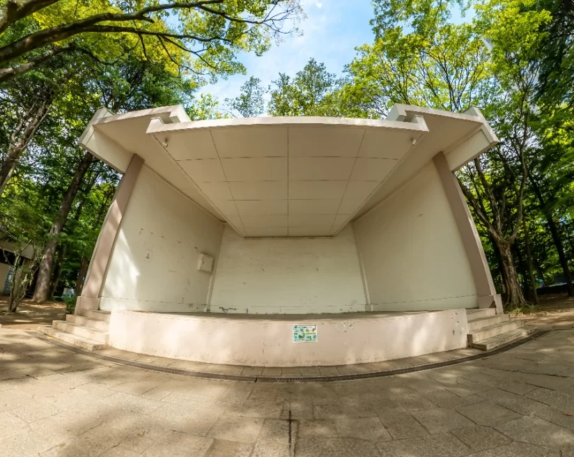 勾当台公園 野外音楽堂